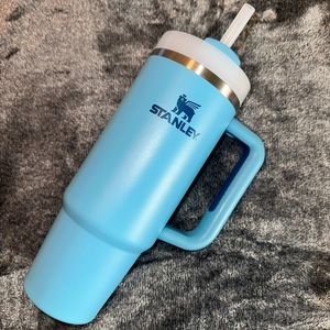 Stanley Tumbler- 30oz